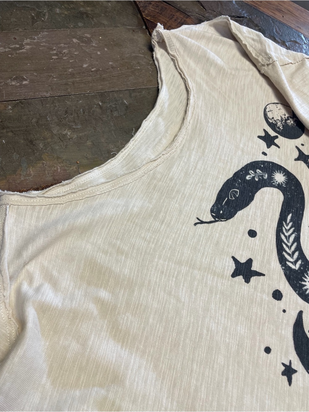 White Graphic Snake Tee with Celestial Print - Picture 5 of 8
